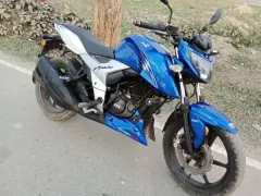 TVS Apache RTR 160 4V